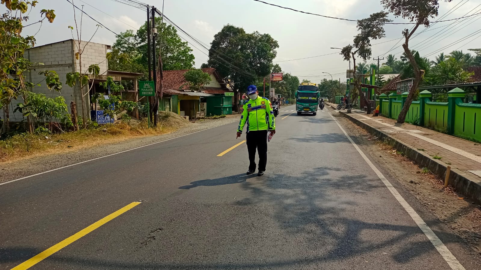 Motor vs Motor di Jalan Raya Banyumas - Banjarnegara Somagede, Pengendara Alami Luka-Luka