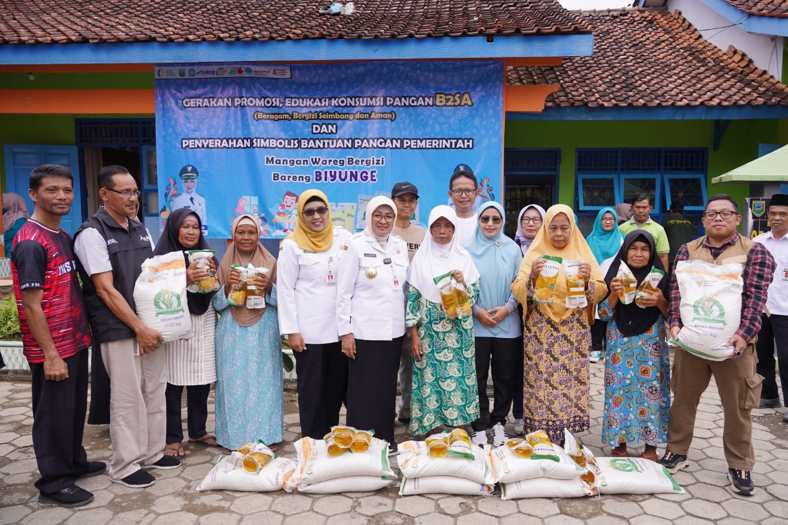 128.579 KK di Kebumen Terima Bantuan Program Mangan Wareg Bergizi Bareng Biyunge 