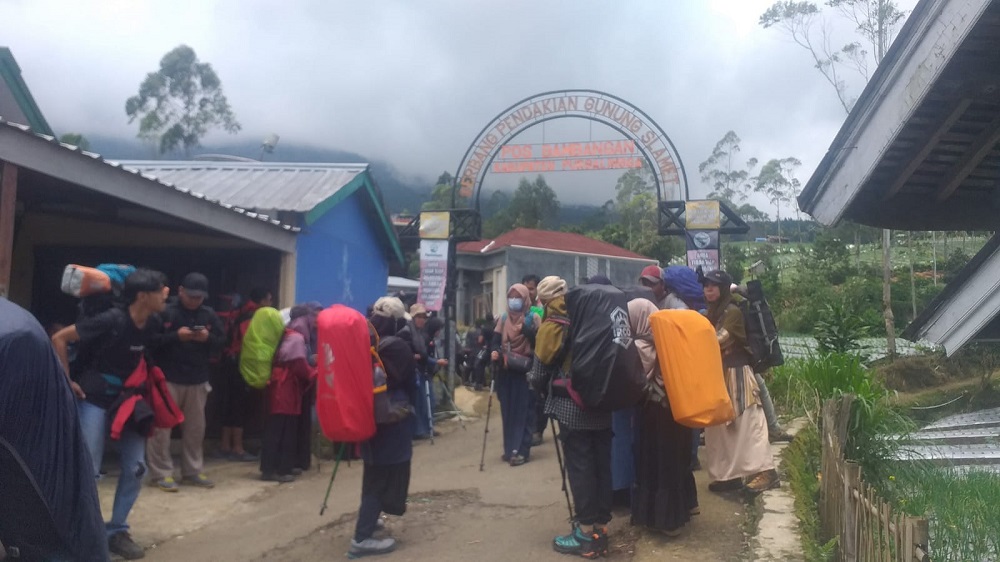Waspadai Cuaca Ekstrem, Pendakian Gunung Slamet Via Bambangan, Ini Yang Harus Dipersiapkan
