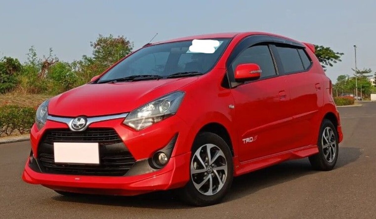 Jangan Beli Dulu! 4 Mobil Matic Hemat BBM 100 Jutaan di Tahun 2025.