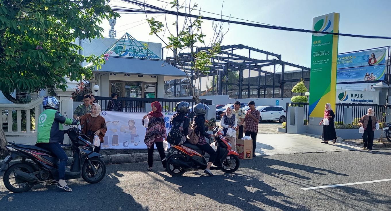 BPJS Ketenagakerjaan Purwokerto Gelar Employee Volunteering 
