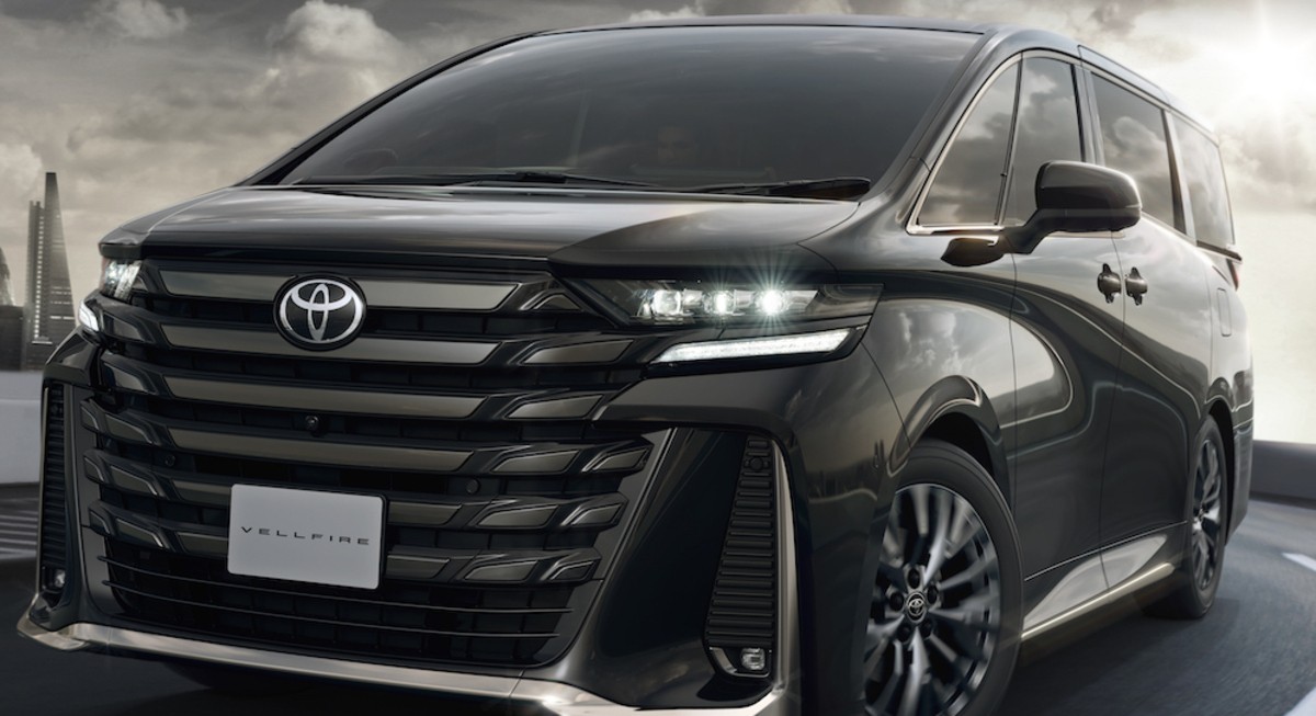 Kalau Bisa Vellfire, Kenapa Harus yang Biasa? Intip Kecanggihan MPV Sultan Ini!