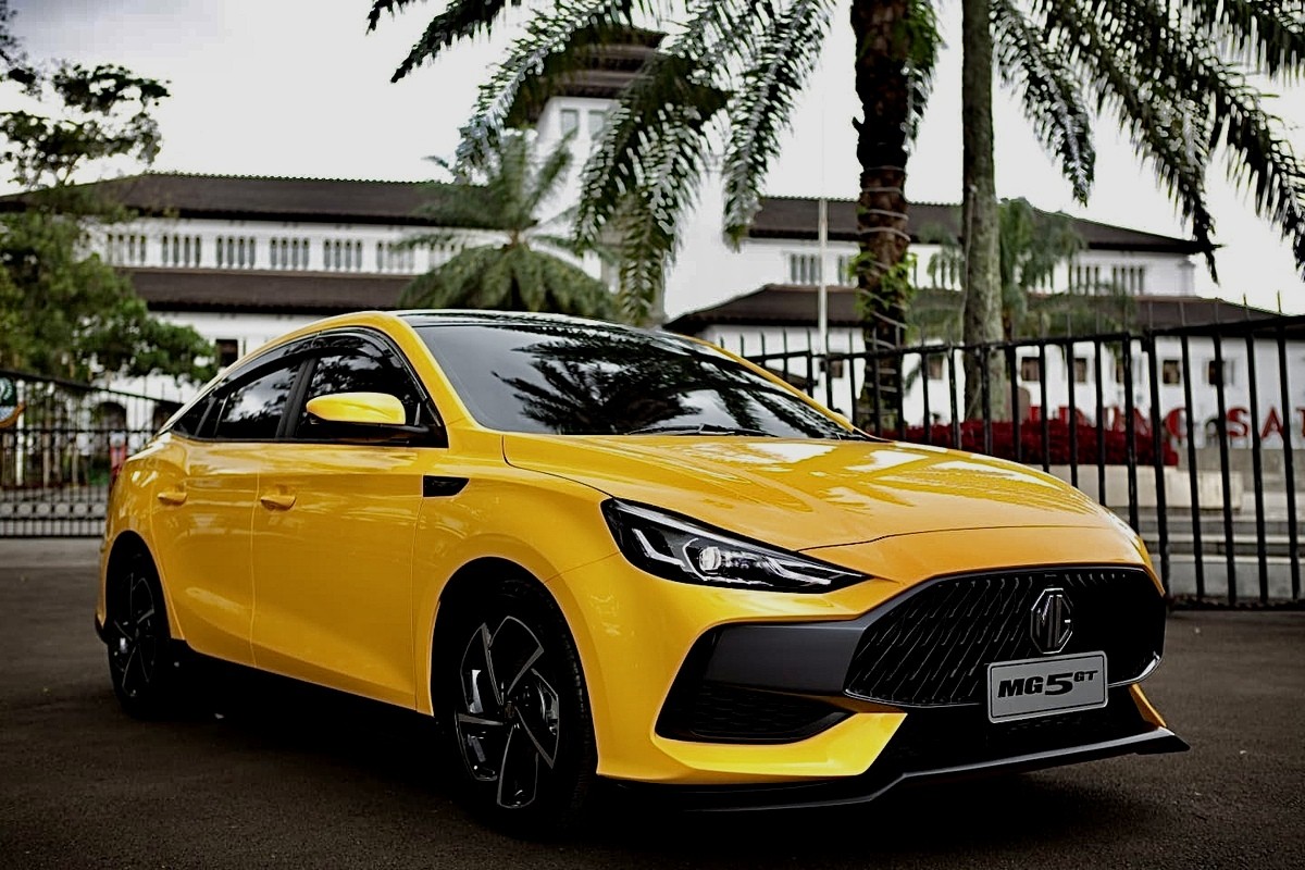 MG 5 GT, Pilihan Sedan Bergaya Coupe yang Bikin Perjalananmu Lebih Seru