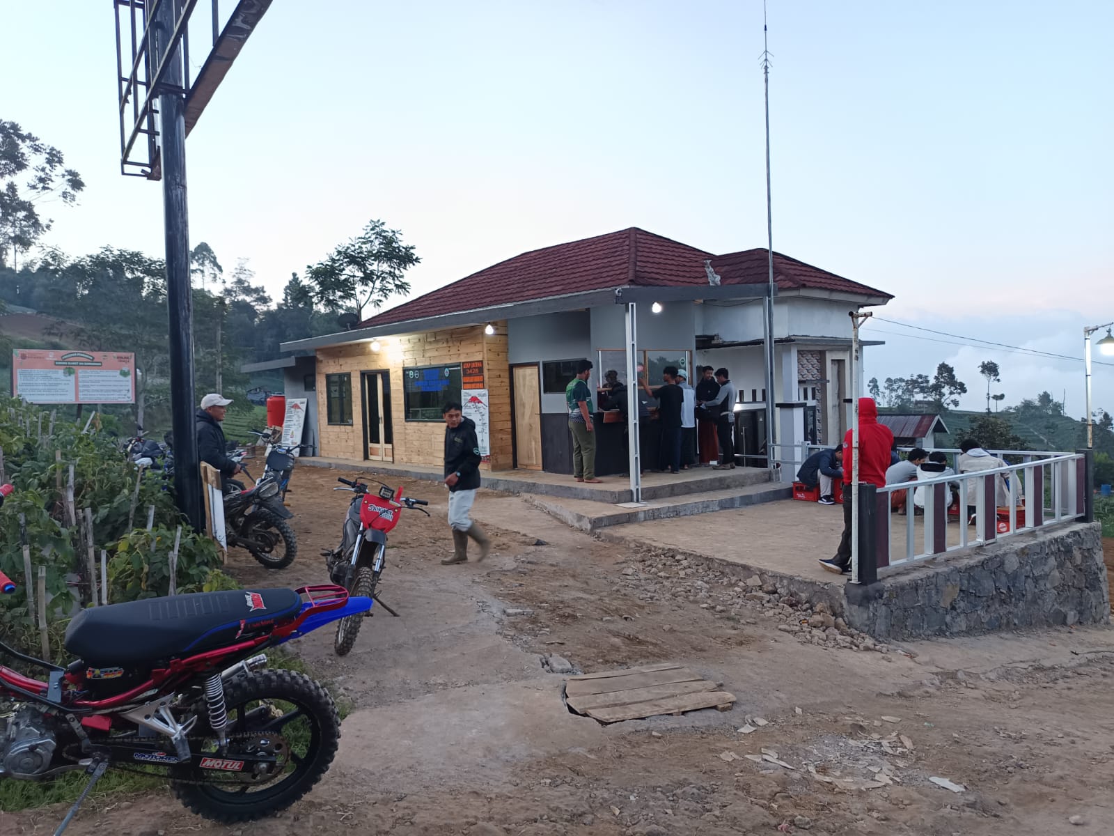 Jelang Perayaan Agustusan, Pendaki Gunung Slamet Capai 80 Orang Per Hari