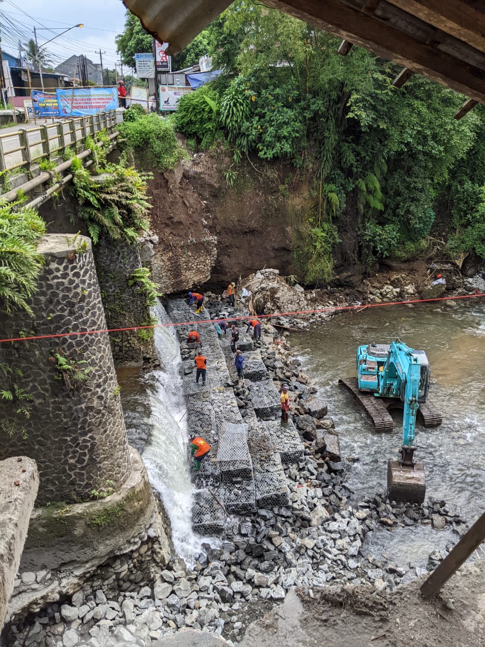 Cuaca Bisa Jadi Kendala Penanganan Longsoran Jembatan Kali Pelus