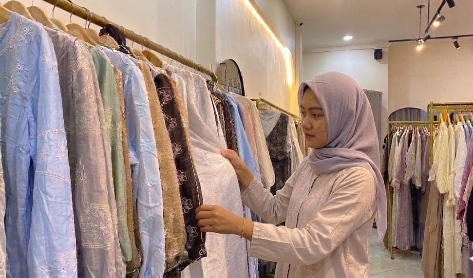 Sandal dan Outfit Mulai Rp 50 Ribuan di Caramel Stuff Purwokerto