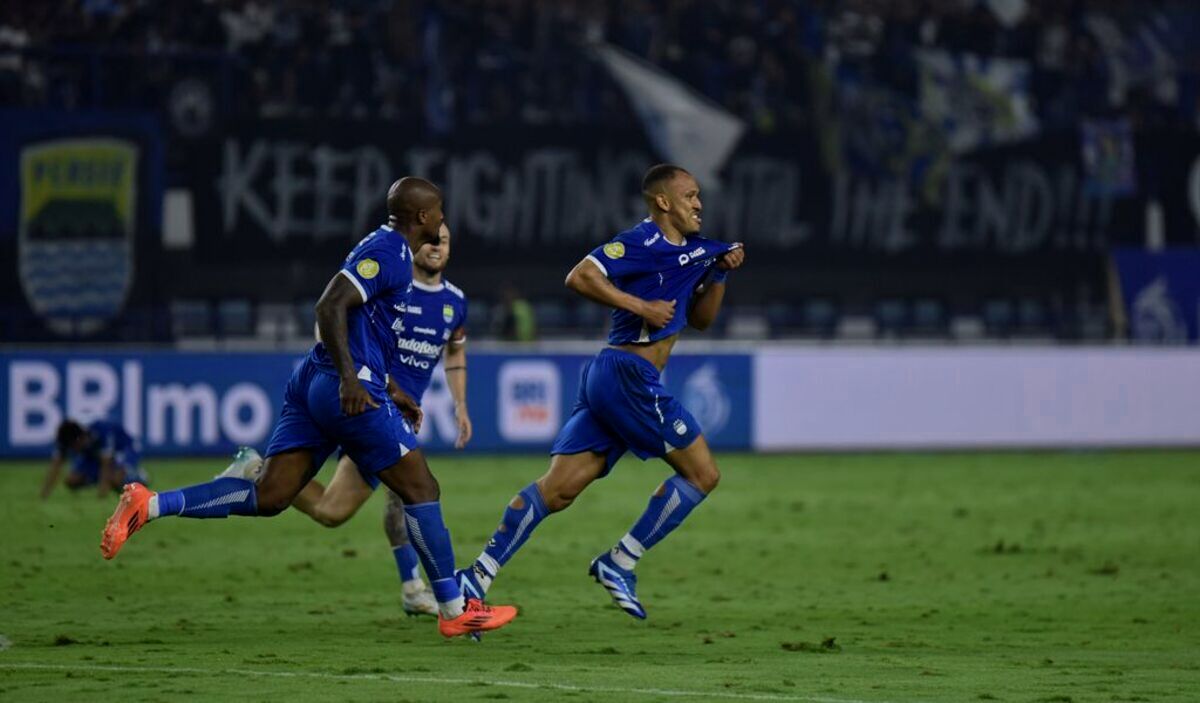 Persib Kalahkan Bali United 2-1, Puncak Klasemen Kian Aman