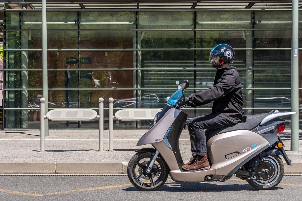 5 Keunggulan Motor Listrik Eccity 50 Plus, Motor Masa Depan Terintegrasi Aplikasi 