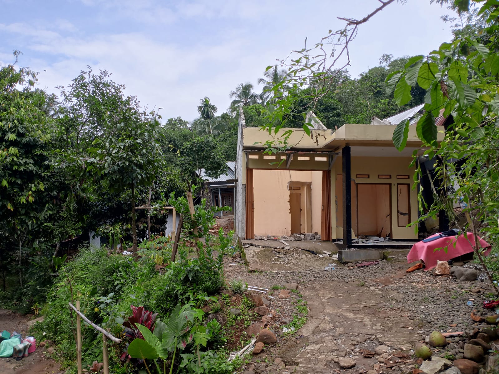 Relokasi Warga korban Bencana Tanah Bergerak Desa Maribaya Dilakukan Tahun Depan