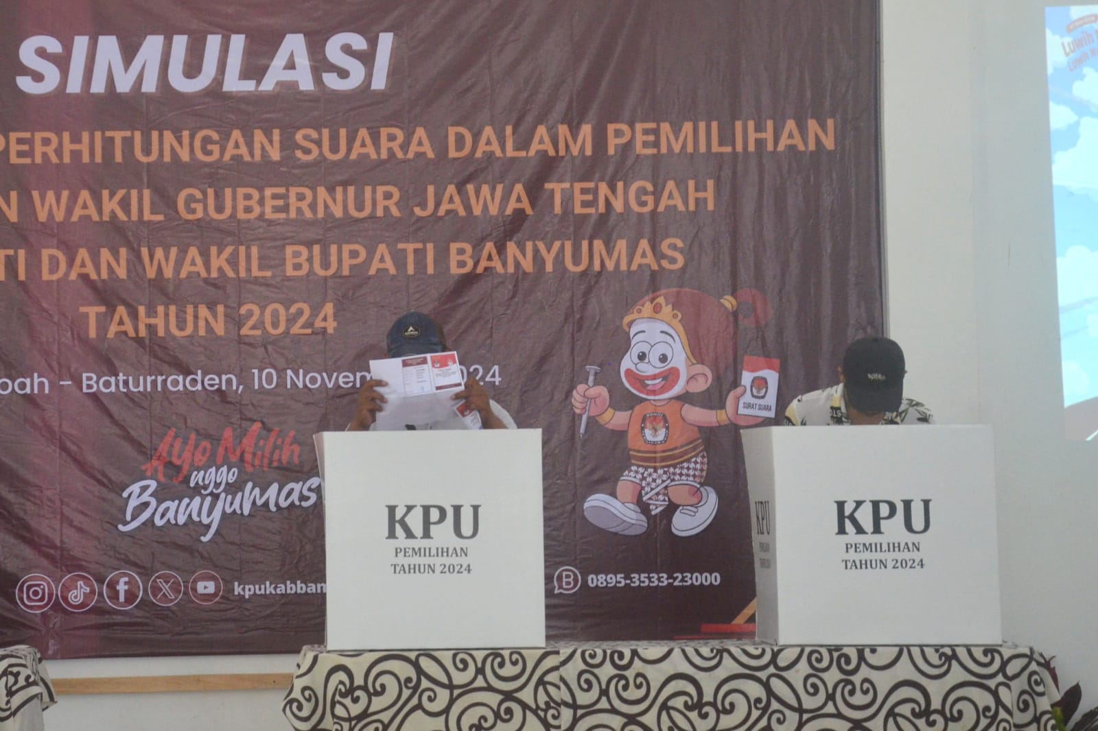 KPU Banyumas Gelar Simulasi Pemungutan dan Perhitungan Suara Pilkada 2024