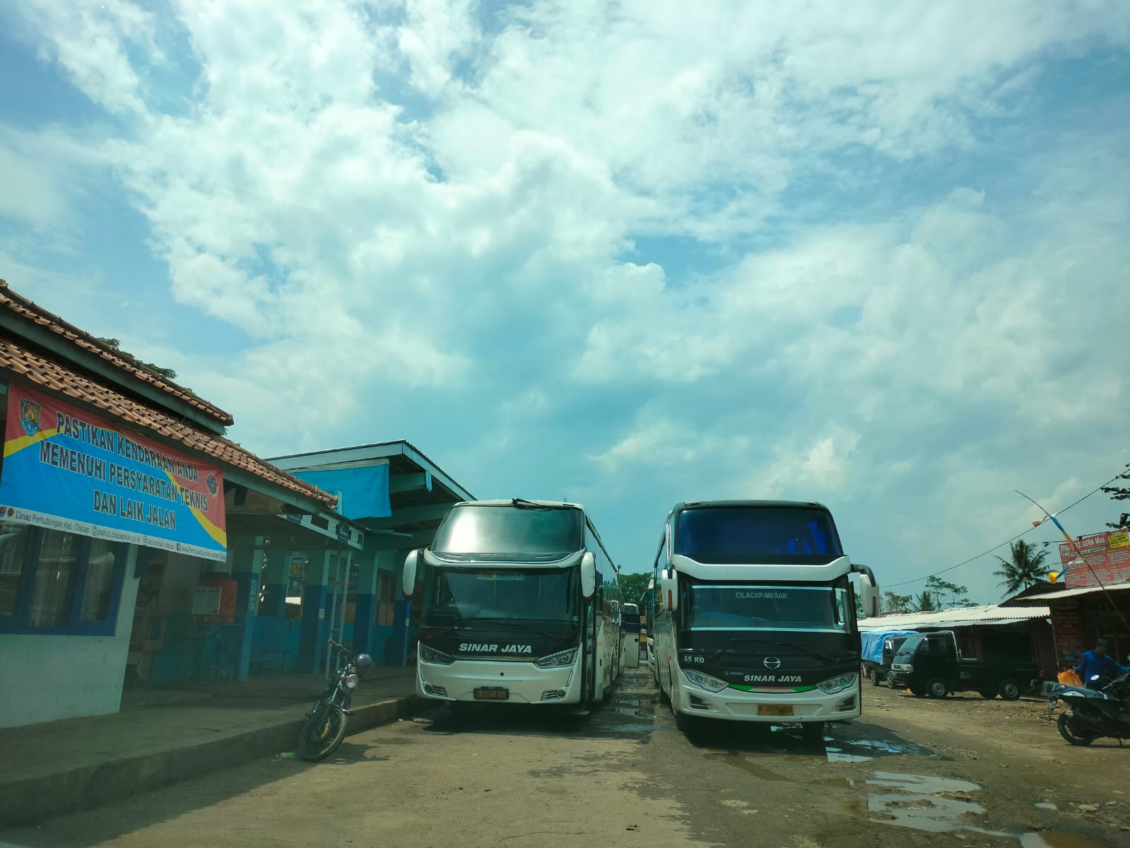 Kondisi Terminal di Cilacap Makin Sepi, Retribusi Terus Dimaksimalkan 