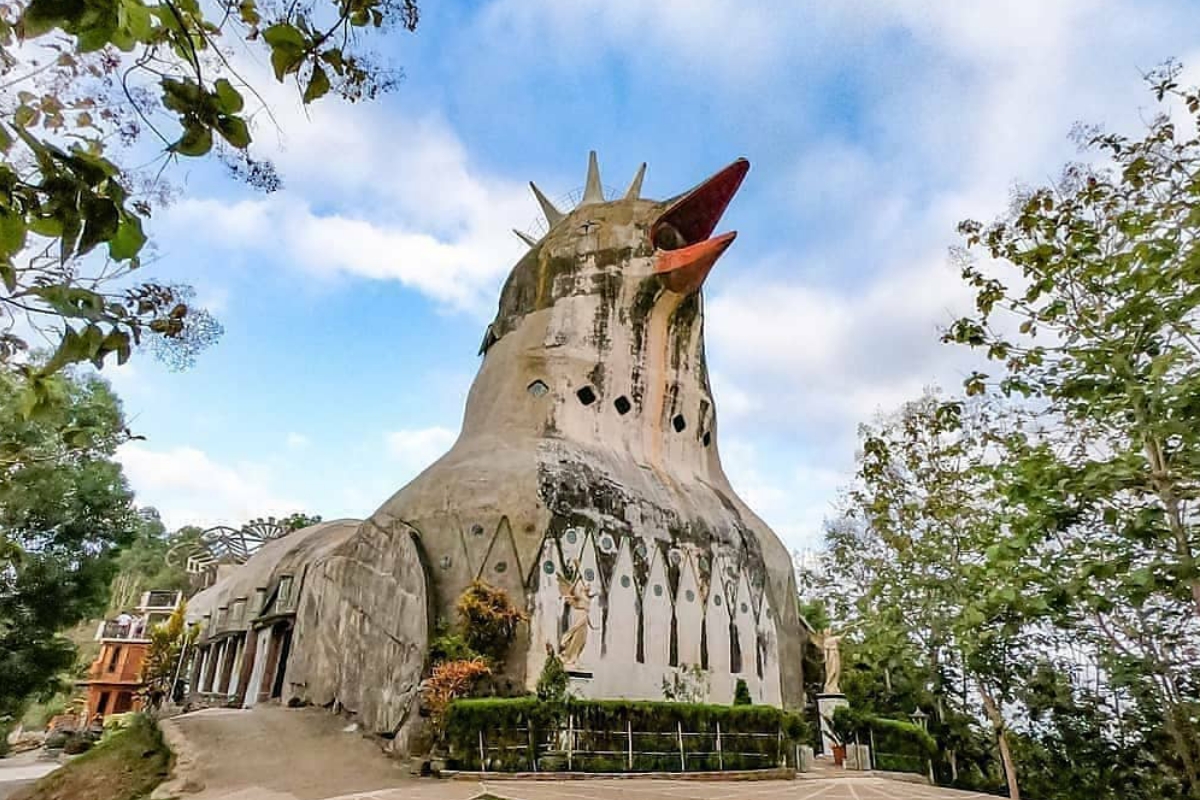 Gereja Ayam di Bukit Rhema Magelang, Spot Film AADC yang Harus Dikunjungi!