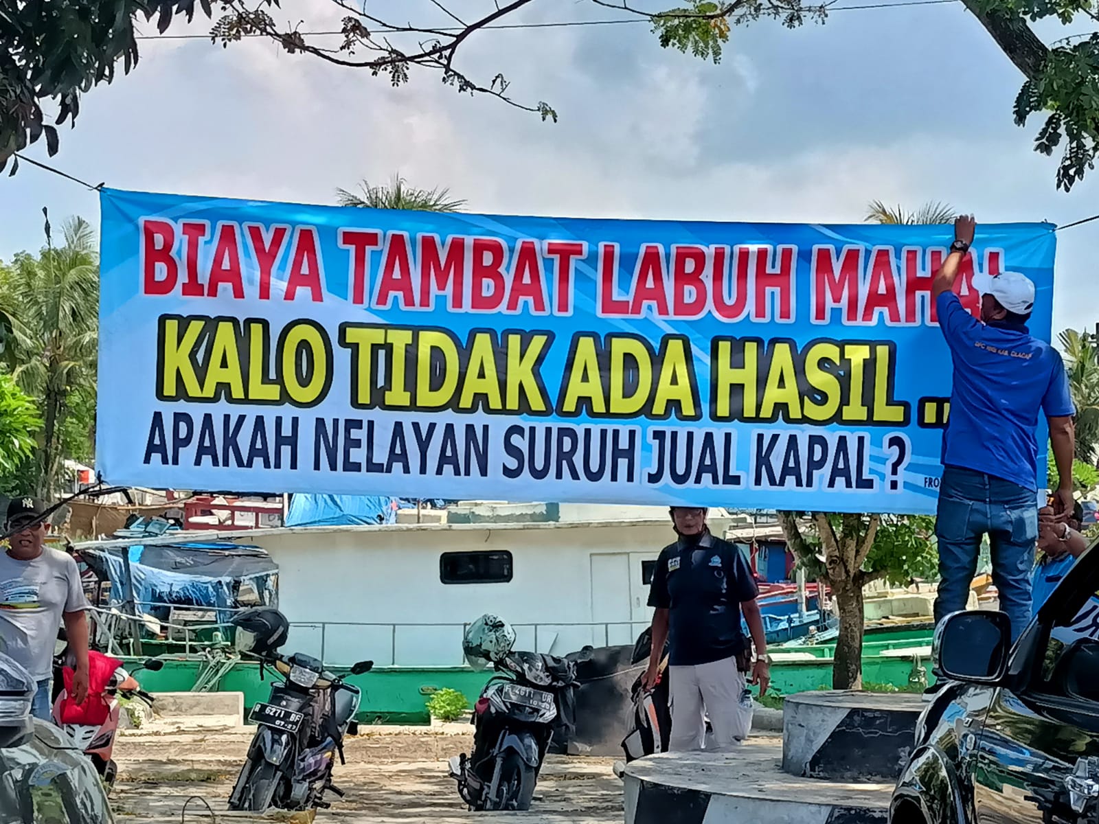 Sejumlah Kebijakan Rugikan Nelayan, Nelayan Cilacap Lakukan Aksi Damai