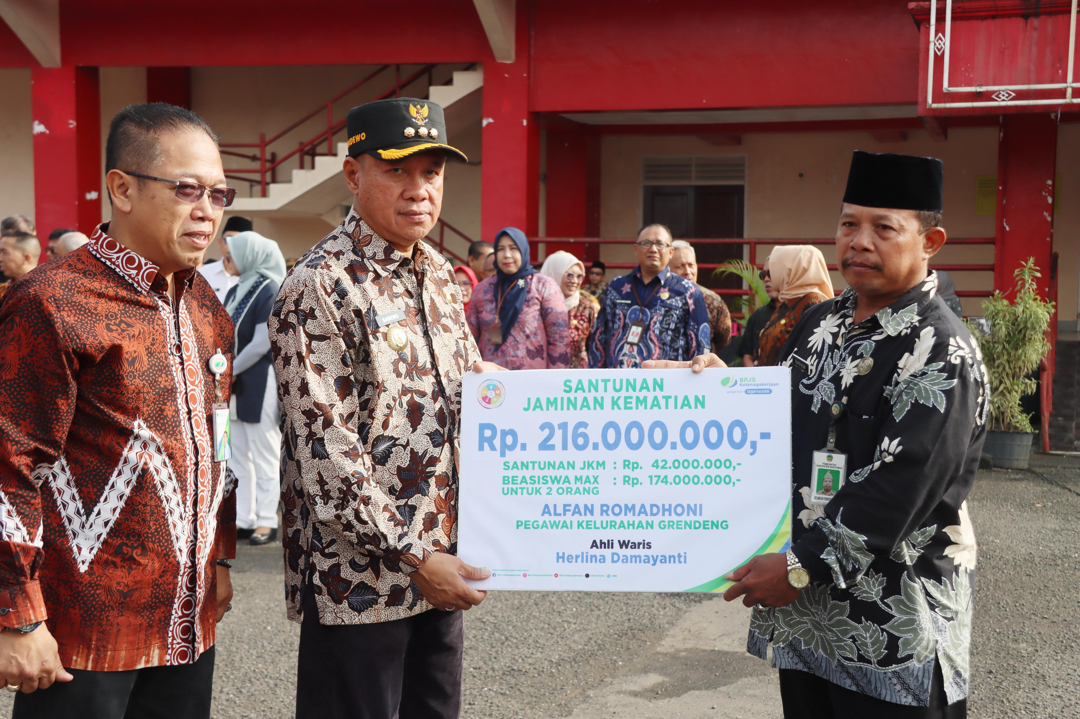 BPJS Ketenagakerjaan Purwokerto Berikan Santunan JKM Sebesar Rp 216 Juta