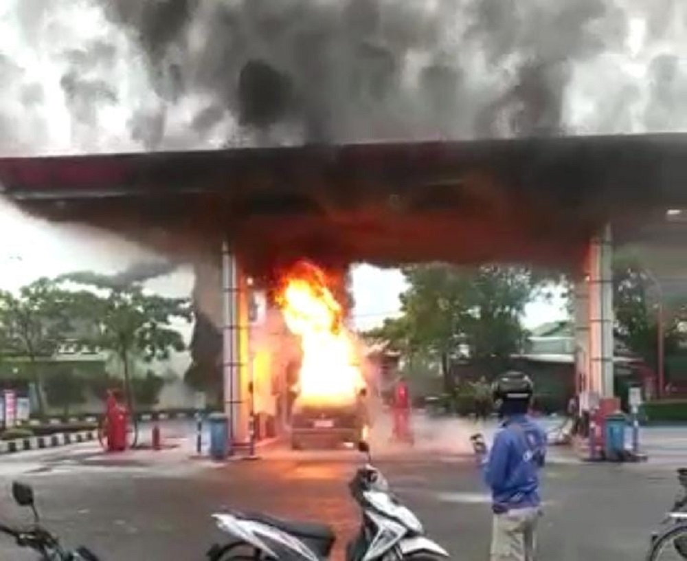 Beredar Video Mobil Terbakar di SPBU Karangmoncol Ternyata Hoax,Cek Faktanya!