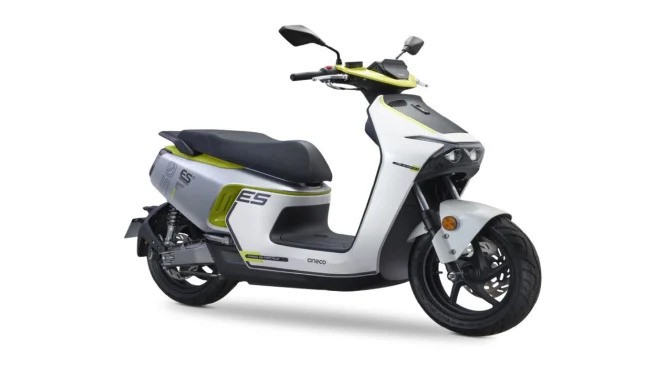 Motor Listrik Zongshen ES5 yang Punya Daya Tempuh 300Km