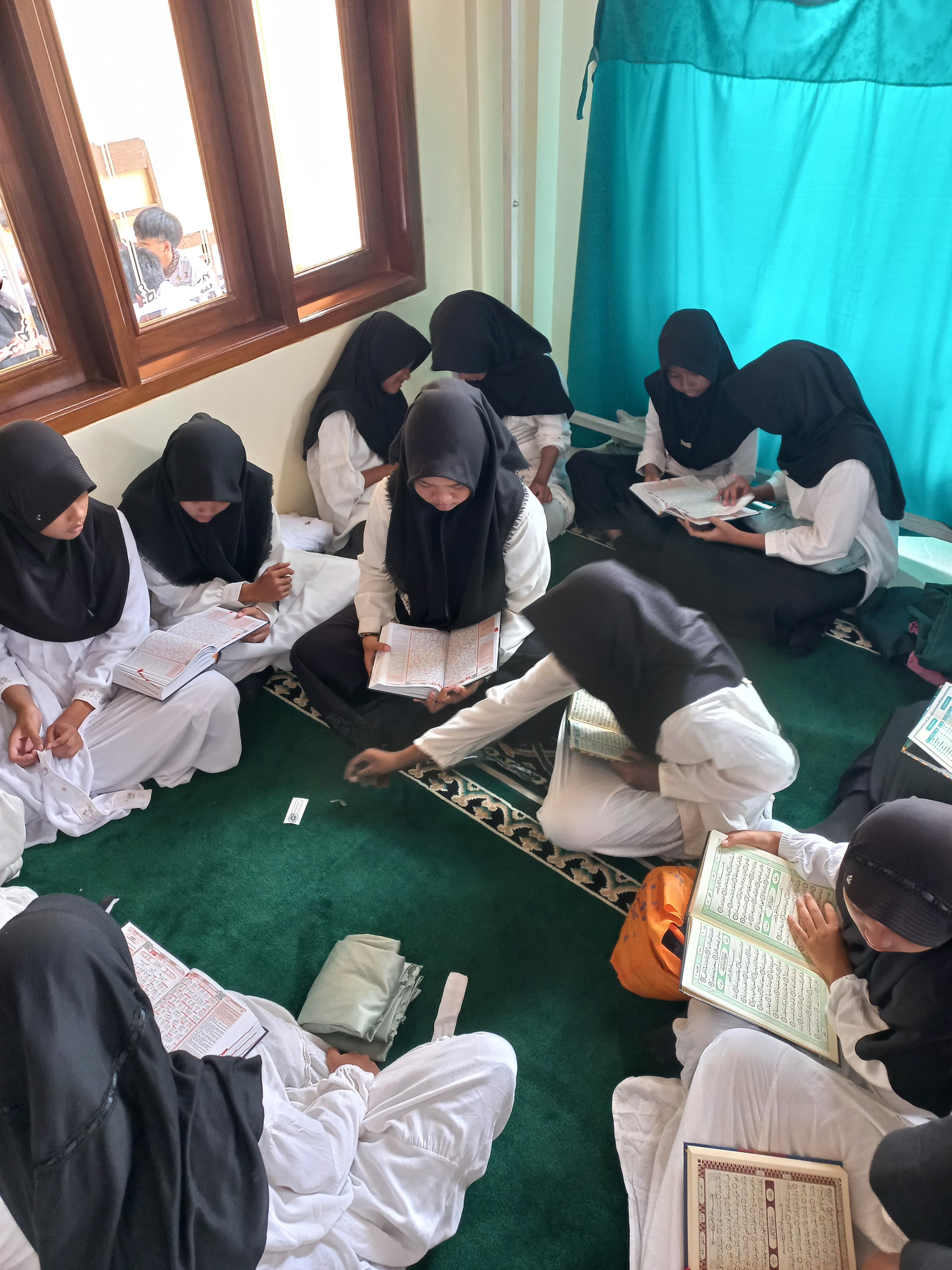 Sehari Jadi Santri di SMP Muhammadiyah Maos