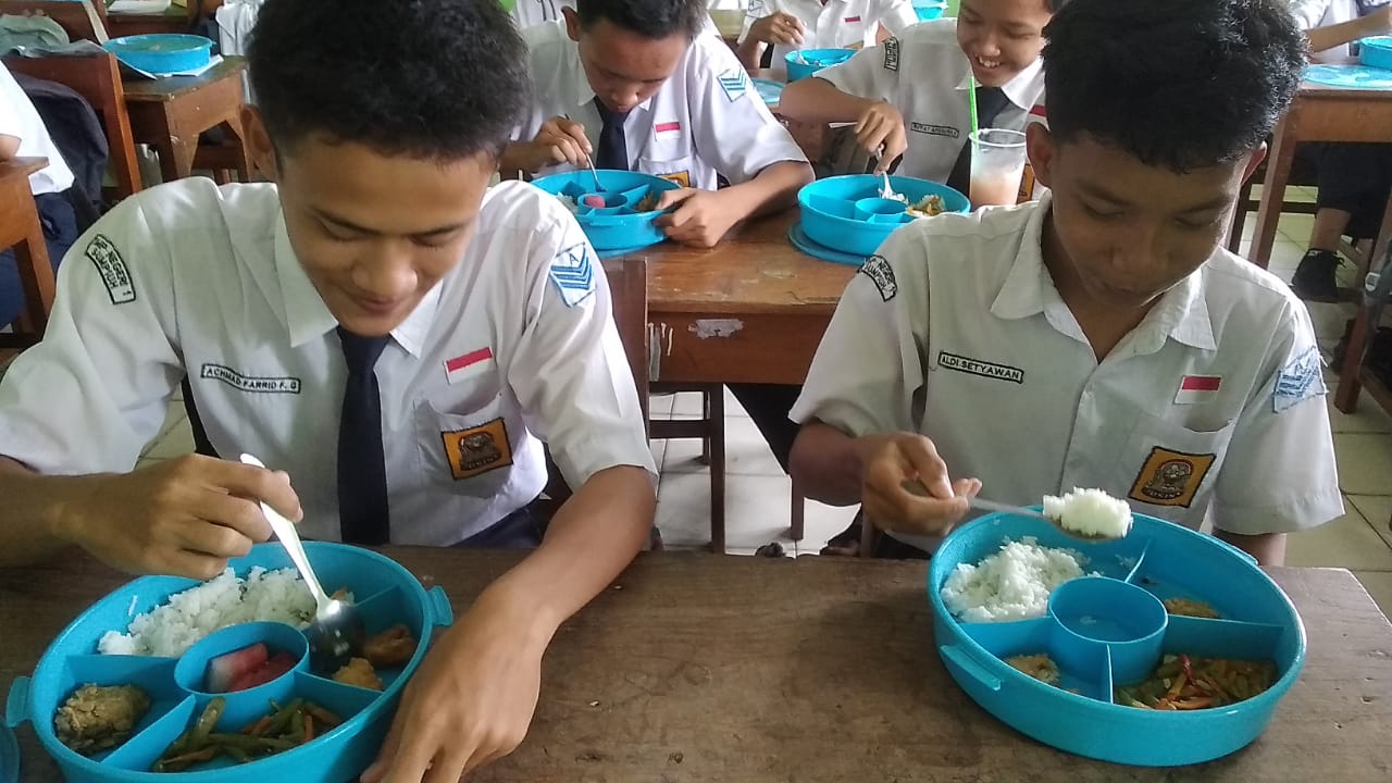 Ketepatan Waktu Distribusi MBG Disoal