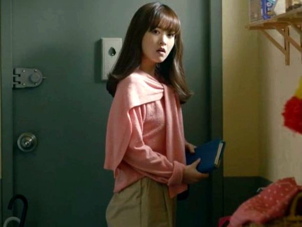 Outfit ke Kampus ala Park Bo Young di Doom at Your Service, Bikin PeDe dan Semangat Kuliah