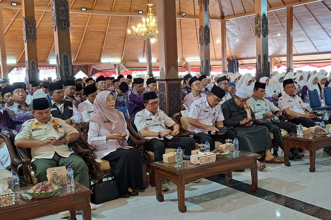 7 Jemaah Calon Haji Kabupaten Cilacap Batal Melakukan Ibadah Haji