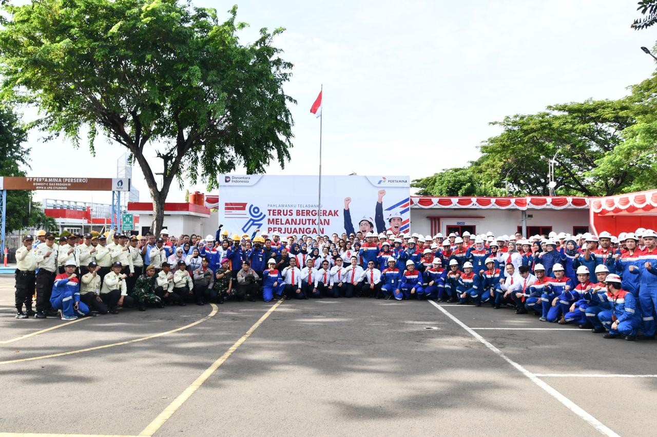 Peringati Hari Pahlawan, Dirut Pertamina Tegaskan Perwira Pertamina Pejuang Energi Layani dengan Hati