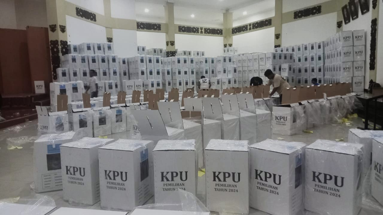 KPU Banjarnegara Mulai Kirim Logistik Pilkada 2024