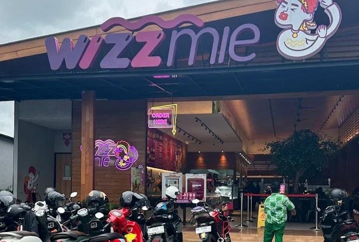 Wizzmie Cilacap: Mi Viral dengan Cita Rasa Unik dan Harga Bersahabat