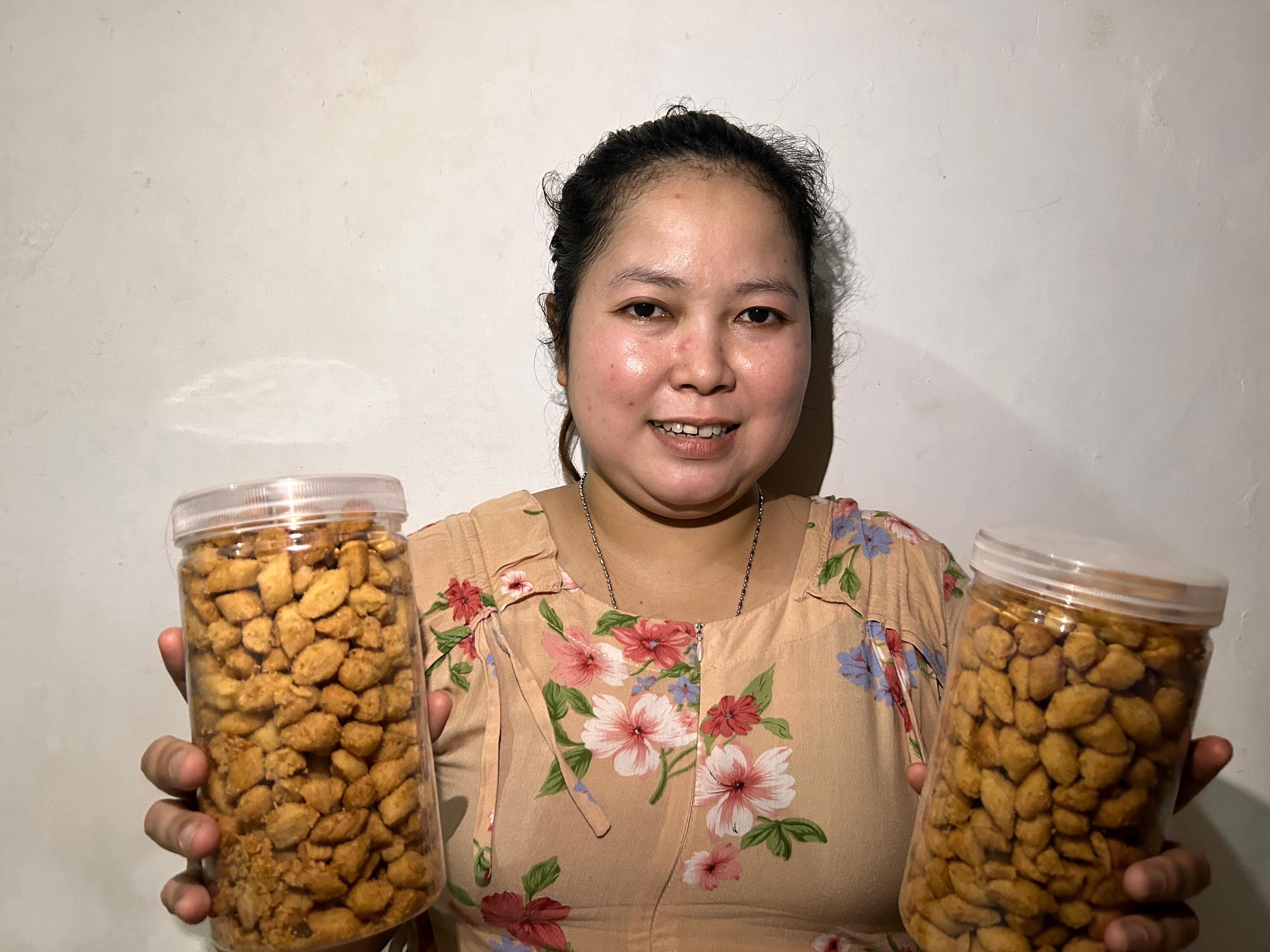 Cerita Neneng, Penjual Kue di Pasar Rebo Bisa Menopang Ekonomian Keluarga Berkat Holding Ultra Mikro BRI