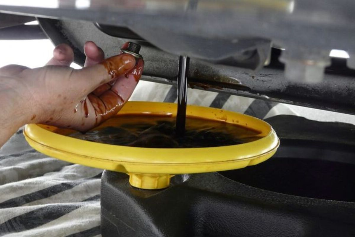 7 Penyebab Utama Drat Lubang Pembuangan Oli Motor Matic Cepat Dol