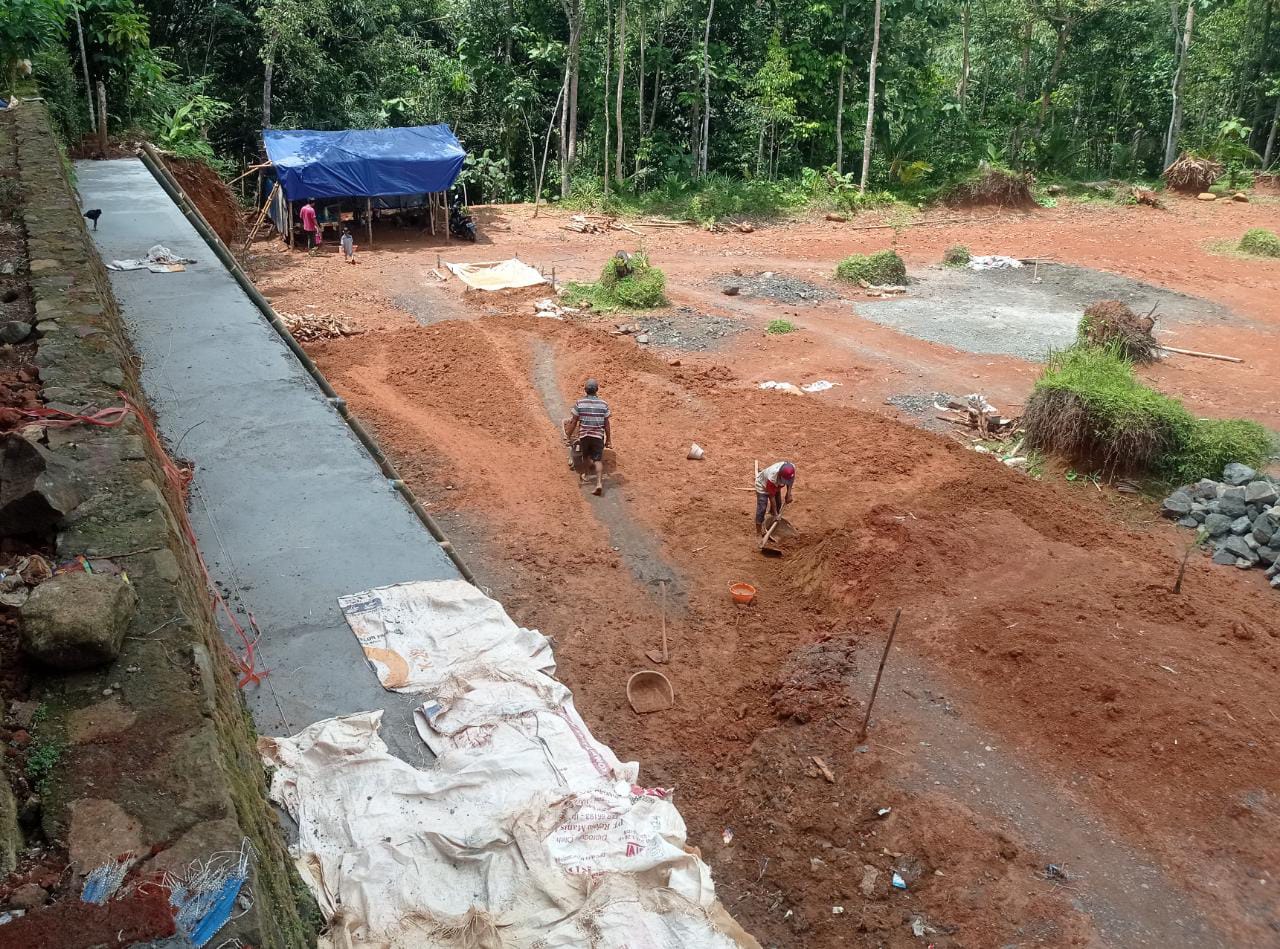 Cerita Warga Terdampak Potensi Longsor Eks Tambang Ilegal di Karangrau Banyumas: Kembalikan Rasa Aman Kami