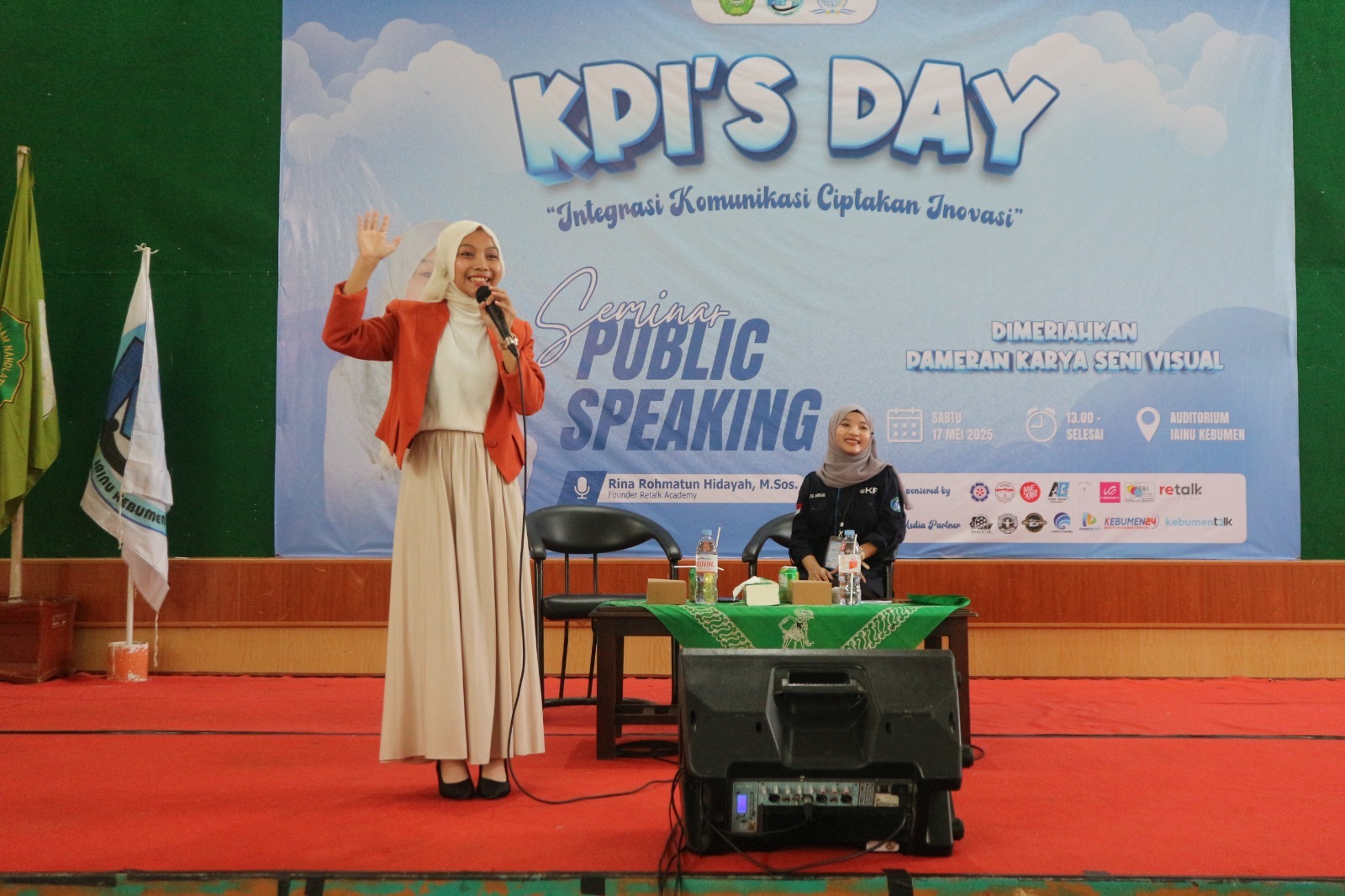 IAINU Kebumen Kenalkan Anak Muda Pentingnya Public Speaking