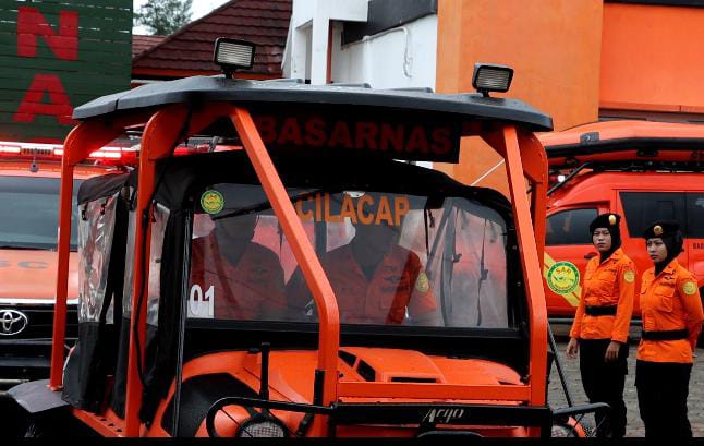 Ratusan Personil dan Sarpras Kantor Basarnas Disiagakan Antisipasi Potensi Bencana saat Libur Nataru