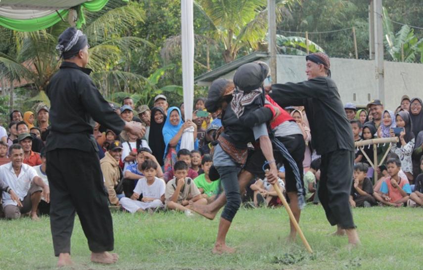 Banjarnegara Tambah Dua Warisan Budaya Takbenda Indonesia, Ritual Ujungan dan Keramik Klampok Diakui Nasional