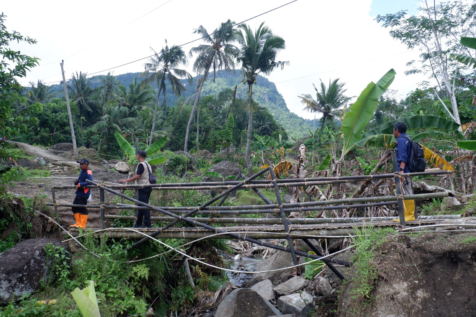 Pemerintah Isyaratkan Tindakan Relokasi 