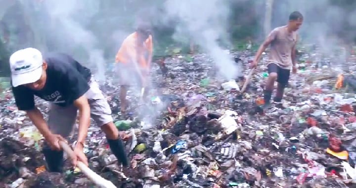 Sampah Menumpuk, Warga Kampung Nopia Keberatan 