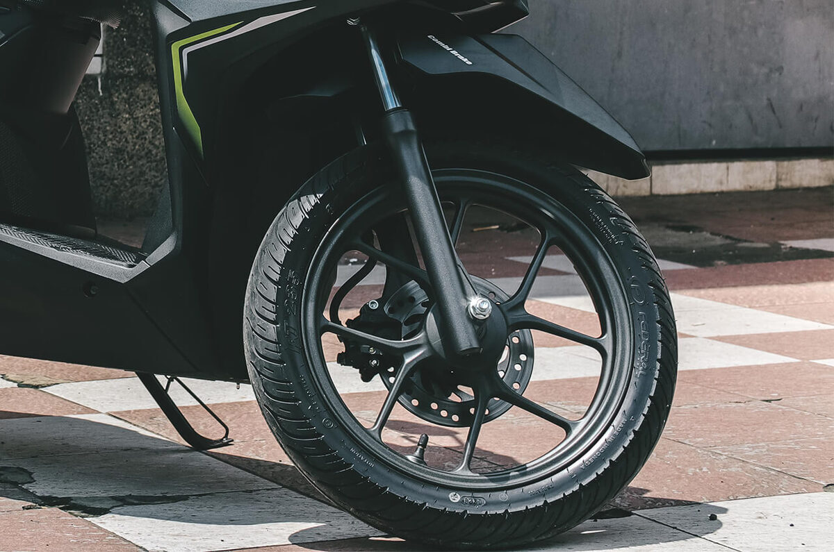 Ini 3 Gejala Utama Ban Motor Sudah Minta Jajan