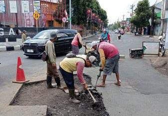 Tahun 2025, Pemkab Purbalingga Siap Perbaiki Jalan Sepanjang 246 Kilometer