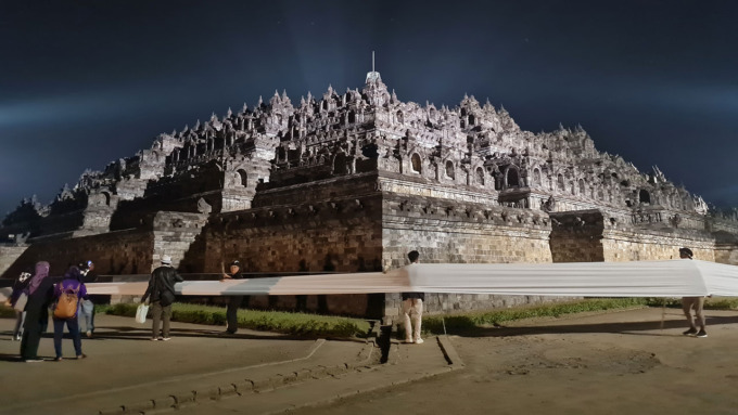 Dari Pembentangan Kain 600 Meter Kelilingi Candi Borobudur, Peringatan 1 Sura Sarat Nilai Spiritual 