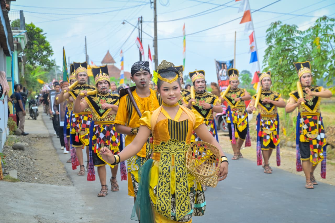 Meriah! Festival Minakjingga di Banjarnegara Suguhkan Kirab hingga Tari Kolosal