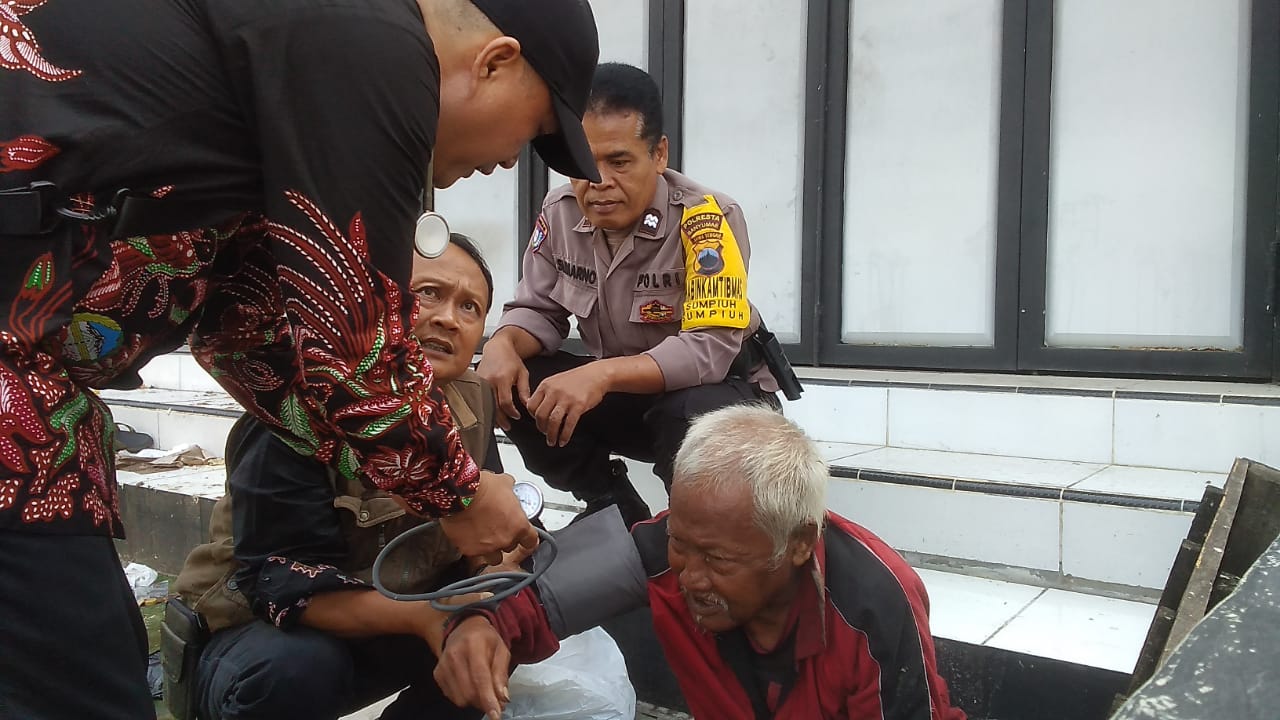 Kejang-Kejang di Jalan Protokol, ODGJ Buat Warga Khawatir 