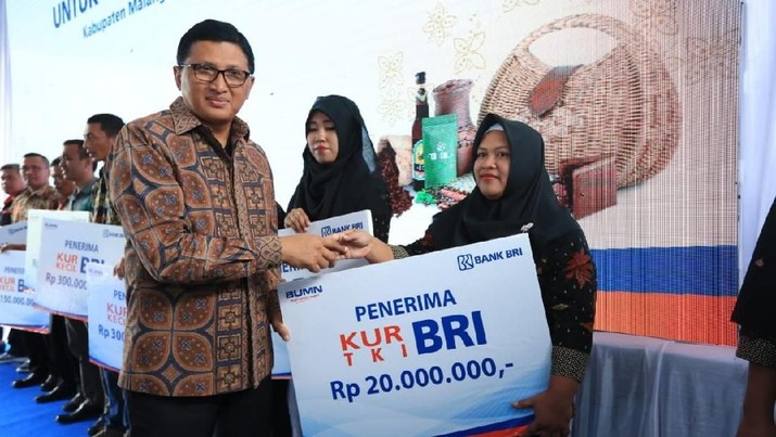 Perbandingan Jenis KUR BRI dan KUR Mandiri, Ayo Tentukan Sama-Sama Menguntungkan!