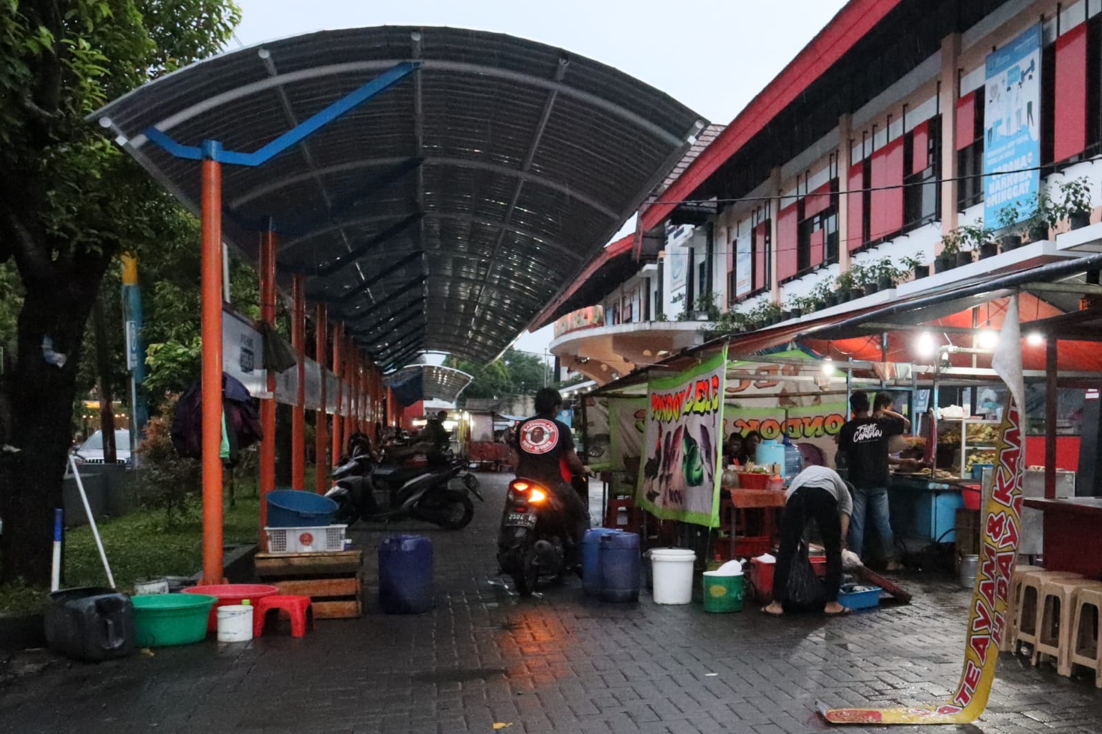 Pasar Bersertifikat Standar Nasional Indonesia di Banyumas, Pasar Manis Purwokerto Berdayakan Ekonomi Rakyat 