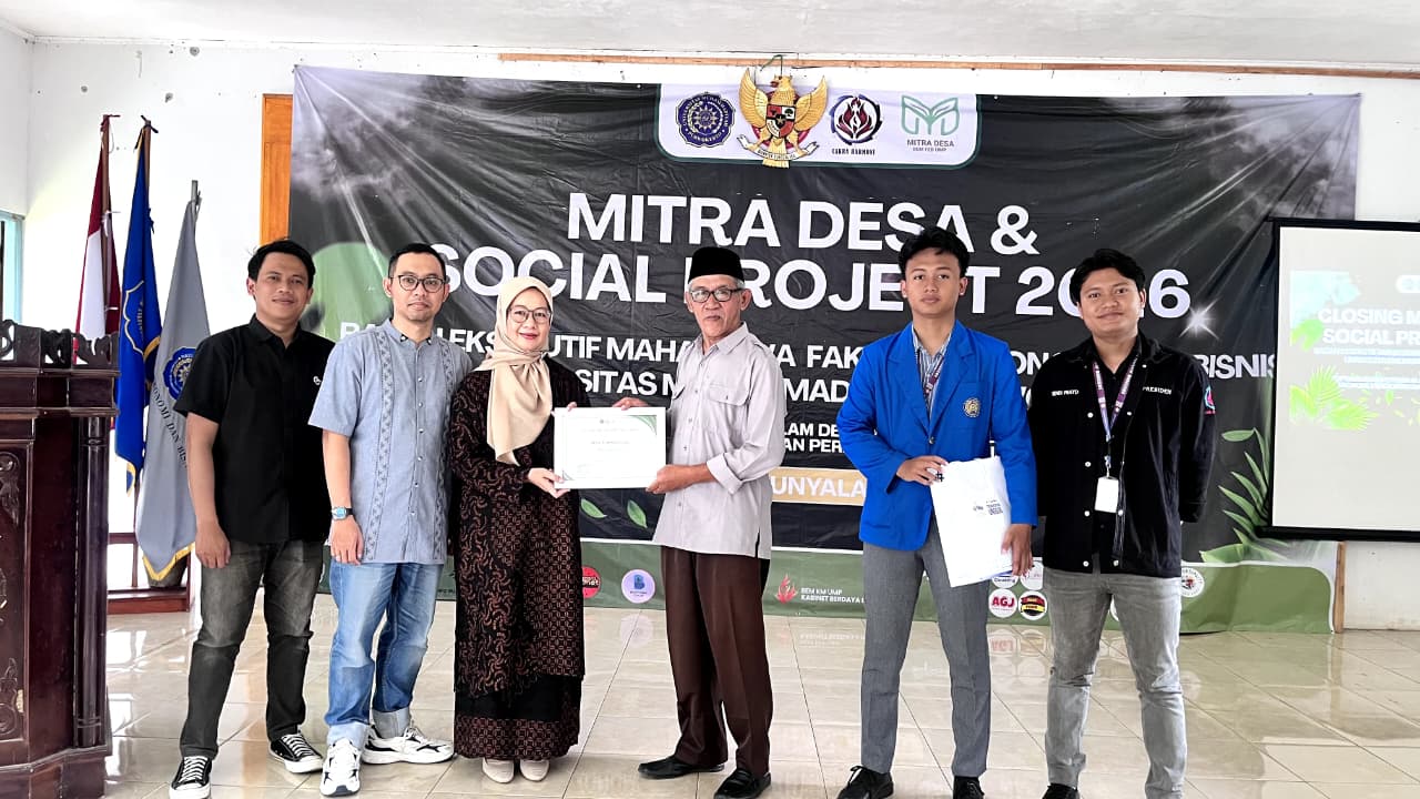 Wujudkan Mahasiswa Berdampak BEM FEB UMP Sukses Selenggarakan Program Pemberdayaan Ekonomi dan Pendidikan