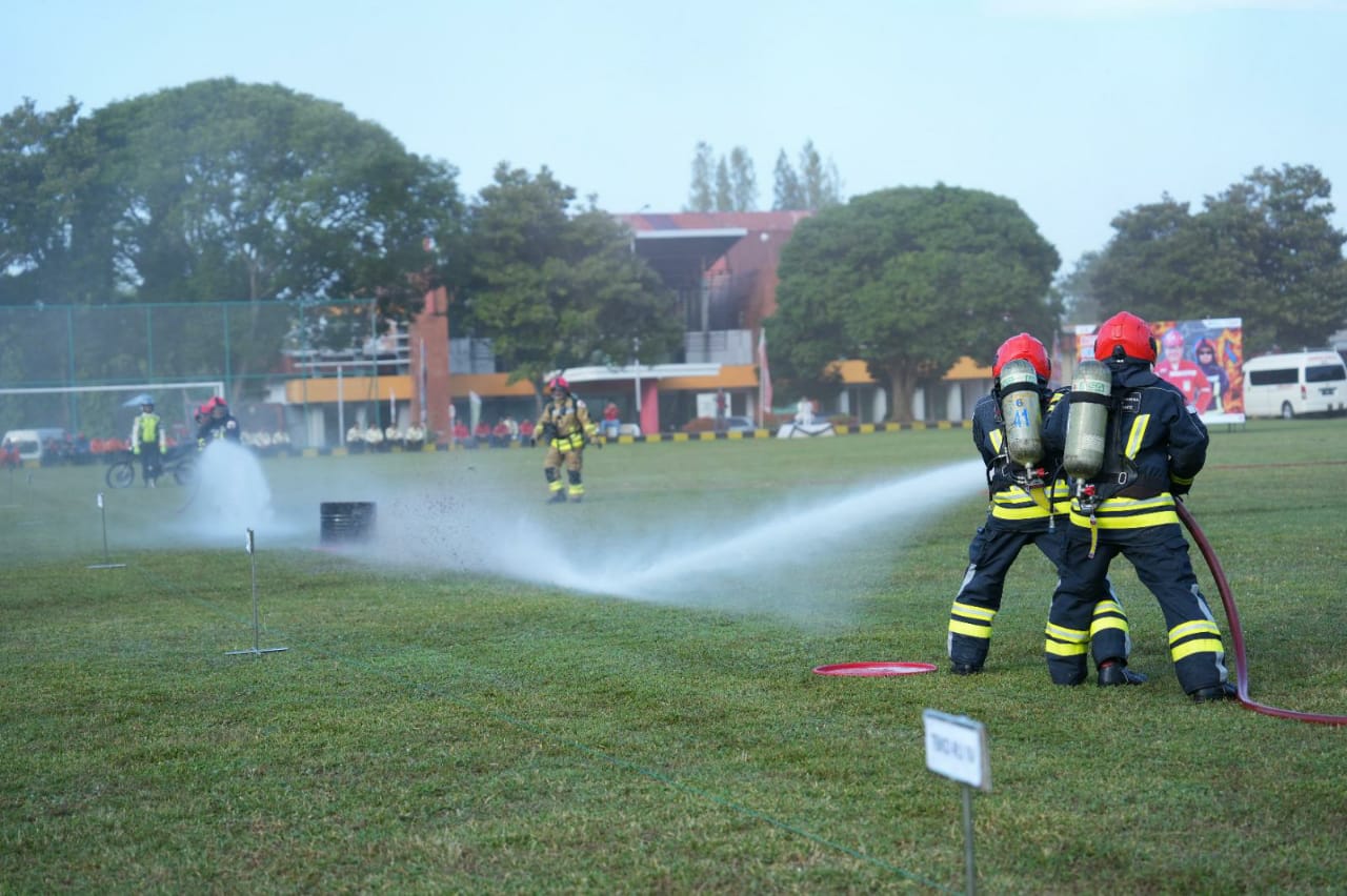 Aksi Pertamina Fire Brigade dan Tim Rescue Kilang Cilacap Warnai Upacara International Firefighter’s Day 2024