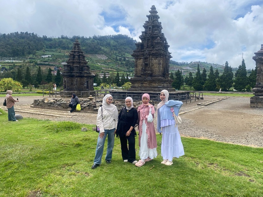 Keindahan Candi Arjuna: Wisata Sejarah di Tengah Alam Dieng
