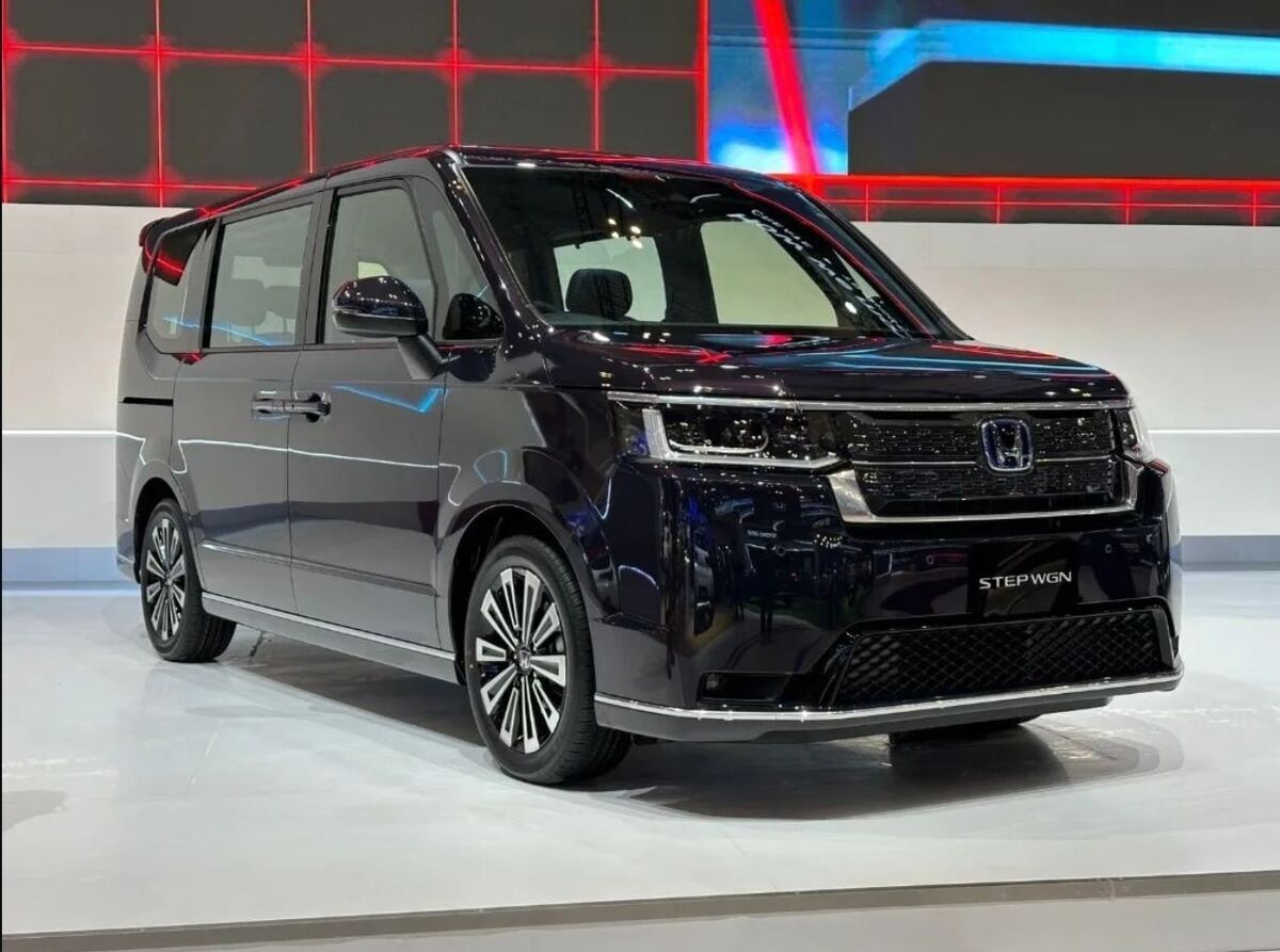 Honda Step WGN Usung Teknologi e:HEV, Bikin Mobil Keluarga Makin Irit dan Nyaman