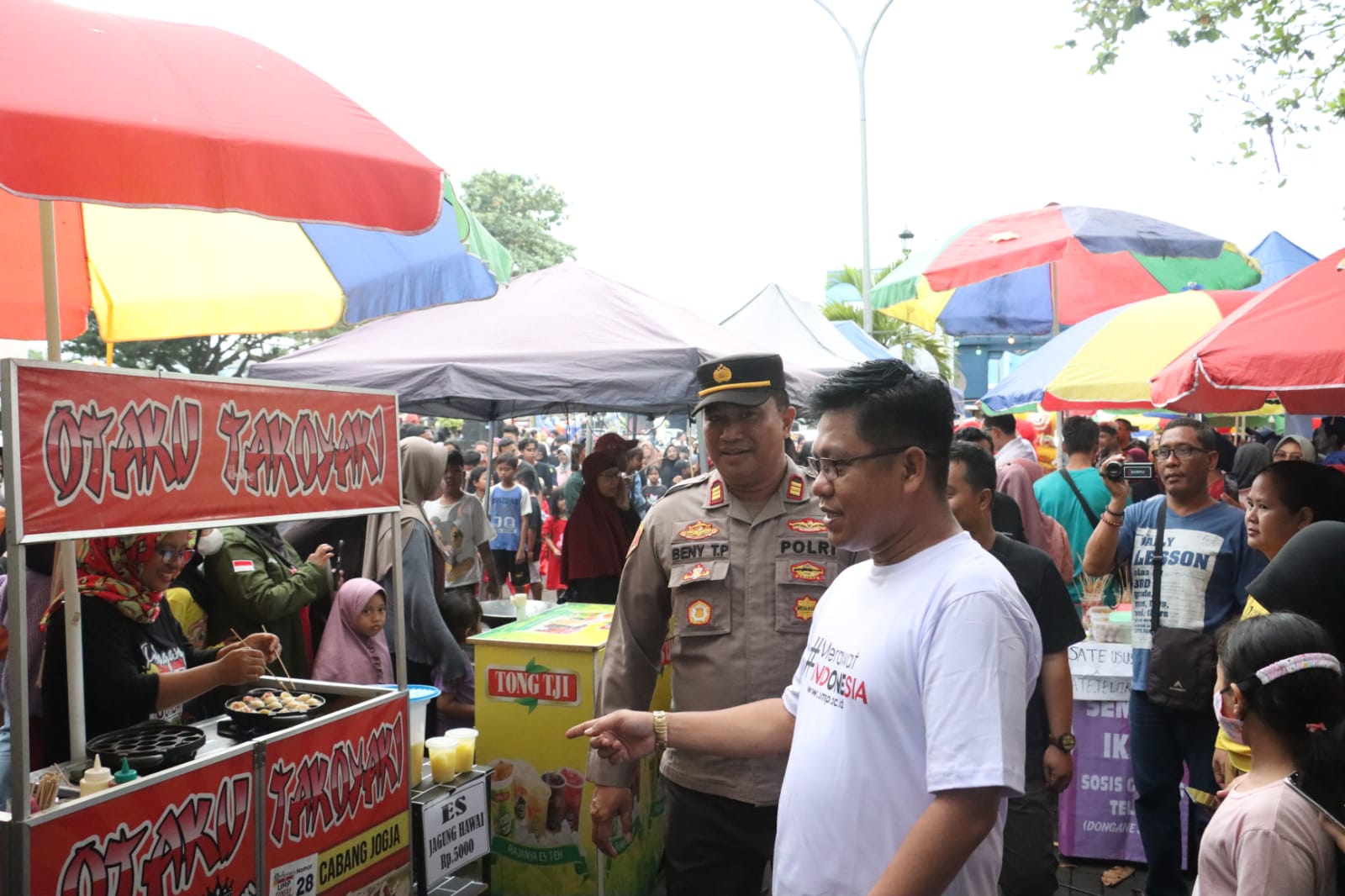 Perputaran Uang Pasar Ramadan UMP Capai Rp 1,5 Miliar