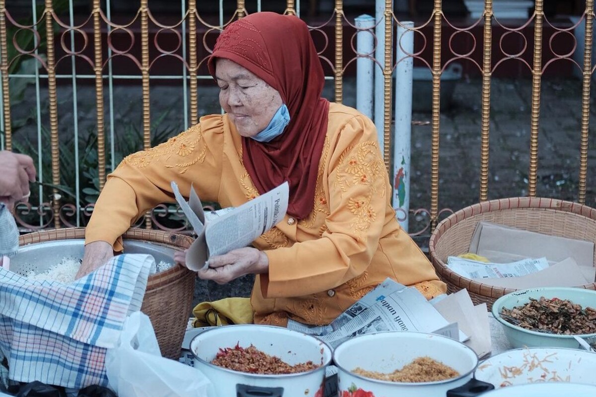 Rames Mbah Parno, Kuliner Legendaris Purwokerto yang Hanya Buka 3 Jam Saja