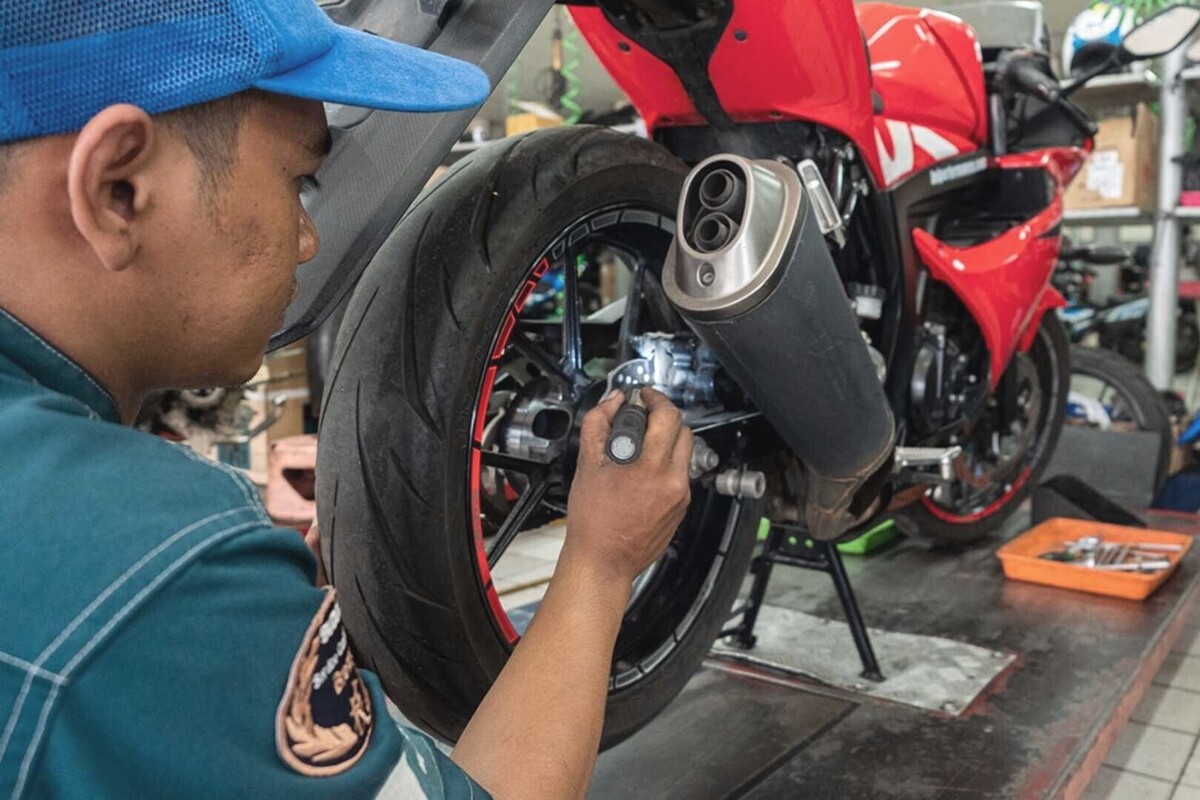 6 Tips Memilih Bengkel yang Terbaik untuk Servis Motor Matic