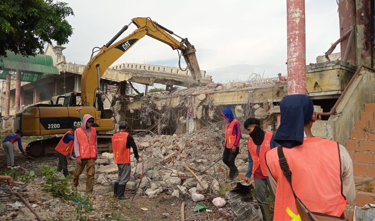 Akhirnya, Pasar Kroya Cilacap Dibongkar 